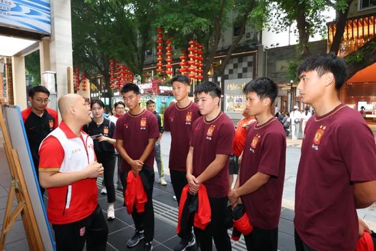 免费国产叼嘿视频在线观看