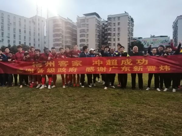 天天看片国产